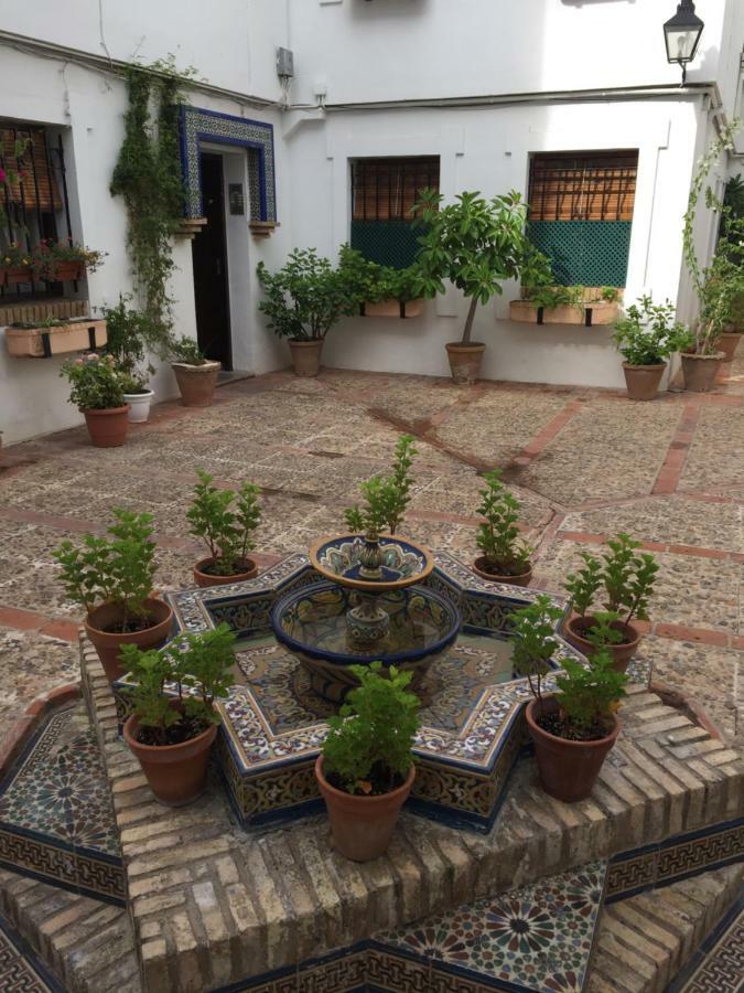 El Patio De La Aljama Apartment Cordoba Ngoại thất bức ảnh
